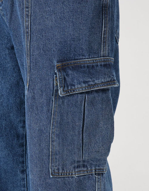Load image into Gallery viewer, Wide Leg Jeans with Pockets
