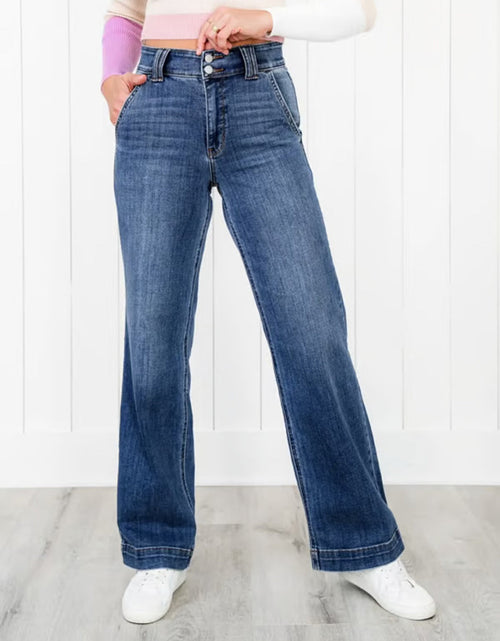 Load image into Gallery viewer, Washed Straight Leg Jeans
