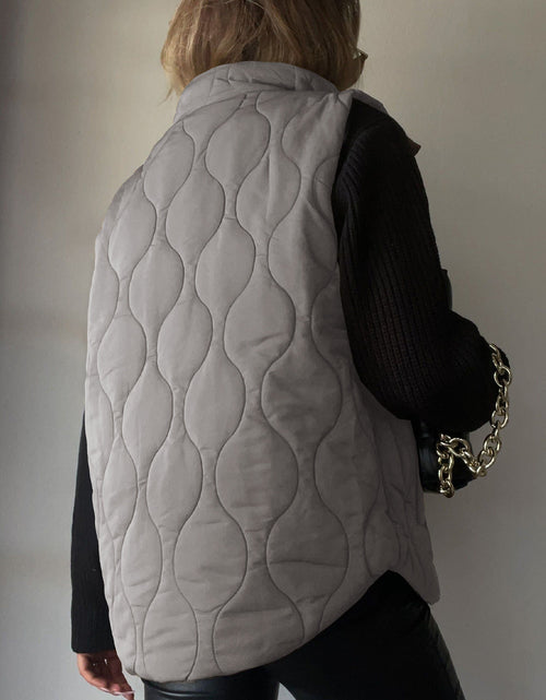 Load image into Gallery viewer, Collared Neck Vest with Pockets
