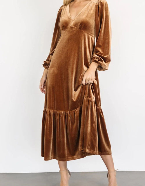 Load image into Gallery viewer, V-Neck Long Sleeve Midi Velvet Dress
