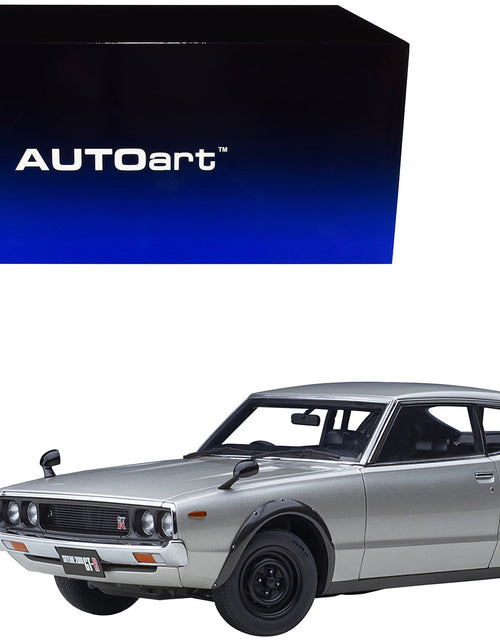 Load image into Gallery viewer, Nissan Skyline 2000GT-R (KPGC110) RHD (Right Hand Drive) Silver Metallic 1/18 Model Car by Autoart
