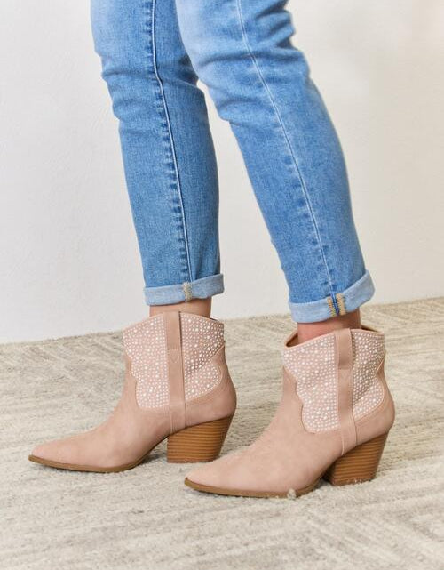 Load image into Gallery viewer, East Lion Corp Rhinestone Ankle Cowgirl Booties
