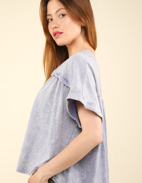 Load image into Gallery viewer, VERY J Nochted Short Sleeve Washed T-Shirt
