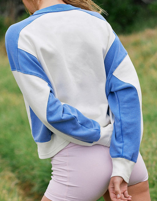 Load image into Gallery viewer, Contrast Round Neck Long Sleeve Sweatshirt
