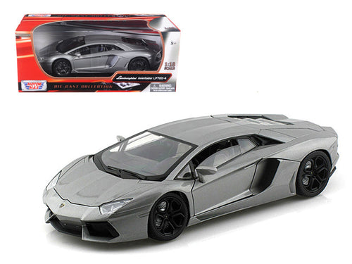 Load image into Gallery viewer, Lamborghini Aventador LP700-4 Gray Metallic 1/18 Diecast Model Car by Motormax
