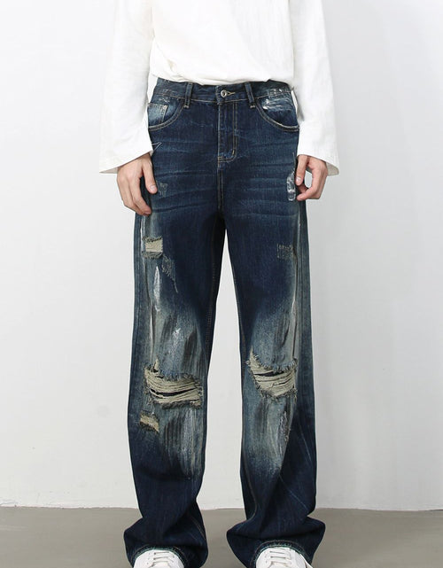 Load image into Gallery viewer, Men's Distressed Jeans with Pockets
