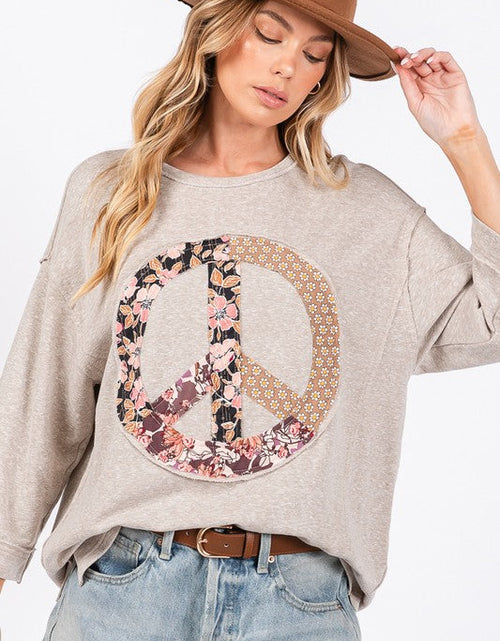 Load image into Gallery viewer, SAGE + FIG Floral Peace Patch Round Neck Top
