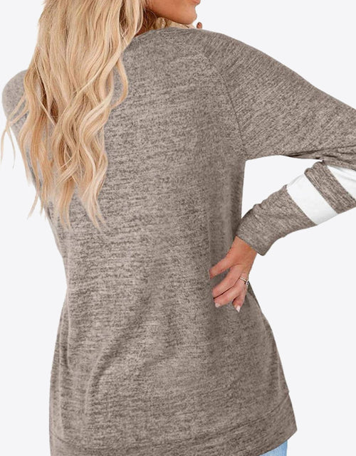 Load image into Gallery viewer, Striped Contrast Raglan Sleeve Top
