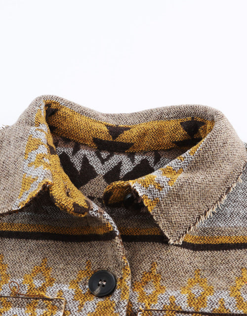 Load image into Gallery viewer, Pocketed Geometric Collared Neck Jacket
