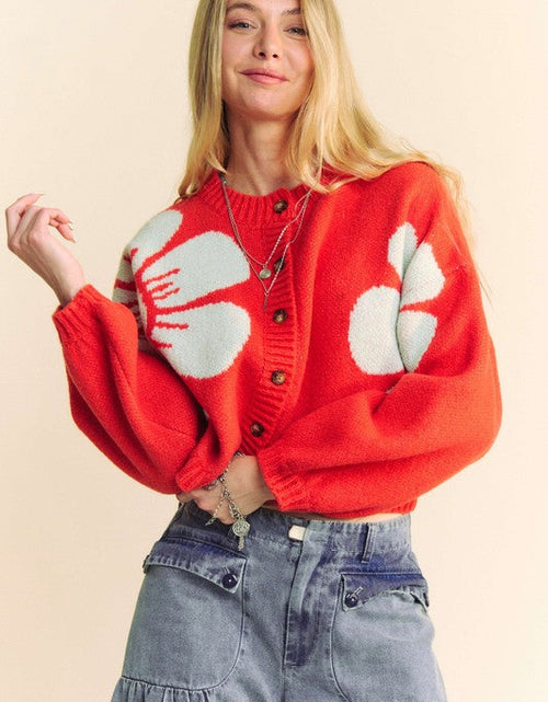 Load image into Gallery viewer, Davi &amp; Dani Flower Contrast Round Neck Long Sleeve Cardigan
