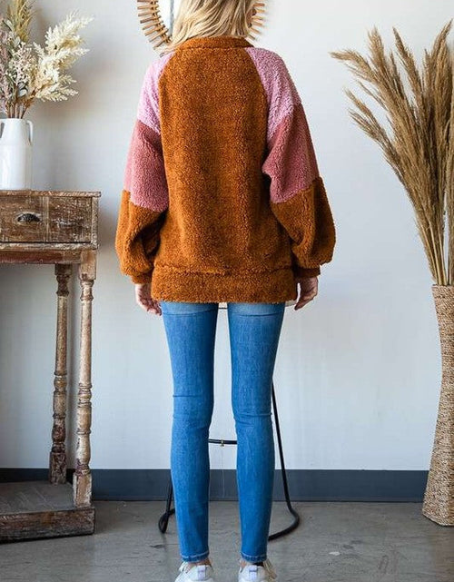 Load image into Gallery viewer, Culture Code Color Block Faux Fur Raglan Sleeve Sweatshirt
