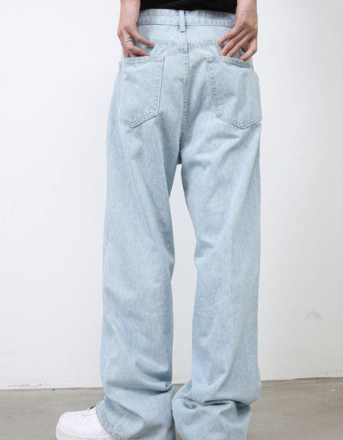 Load image into Gallery viewer, Men's Loose Fit Jeans with Pockets
