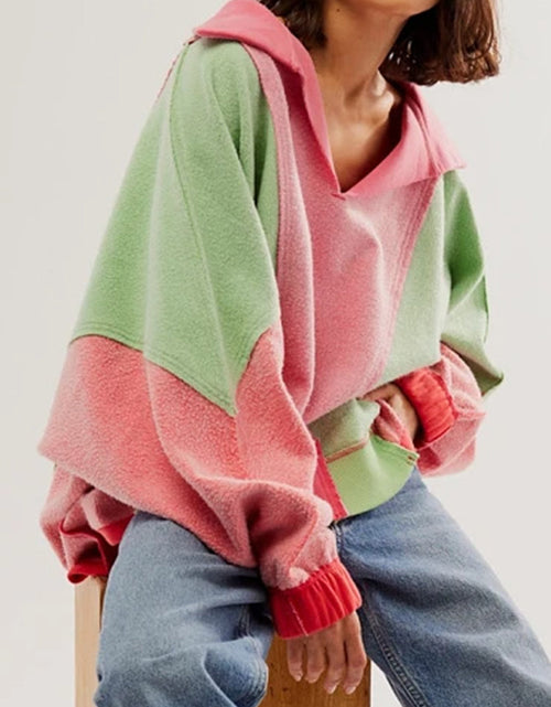Load image into Gallery viewer, High-Low Exposed Seam Contrast Long Sleeve Sweatshirt
