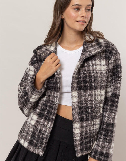 Load image into Gallery viewer, HYFVE Plaid Collared Neck Boucle Jacket with Pockets
