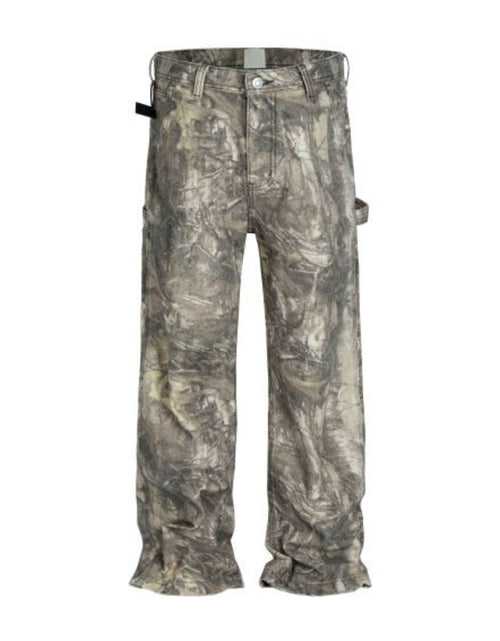 Load image into Gallery viewer, Men's Twig Camouflage Distressed Jeans
