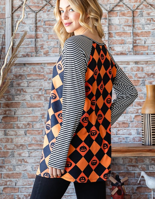 Load image into Gallery viewer, Heimish Full Size Checkered Contrast Striped Long Sleeve T-Shirt
