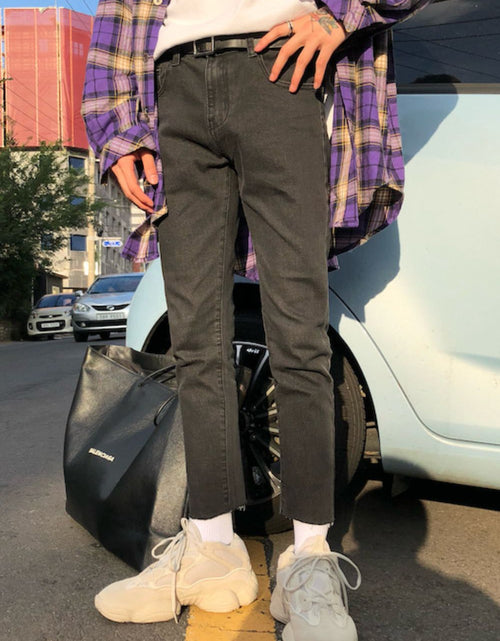 Load image into Gallery viewer, Men's Slim Fit Jeans with Pockets
