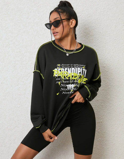 Load image into Gallery viewer, Graphic Round Neck Sweatshirt
