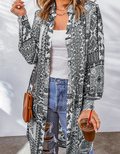Load image into Gallery viewer, Printed Button Up Long Sleeve Cardigan
