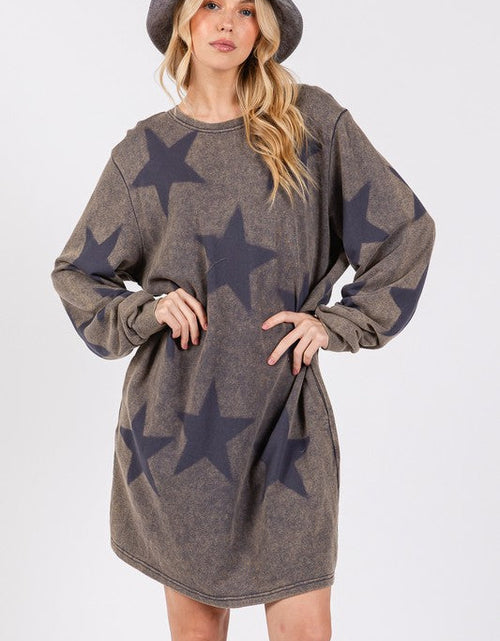 Load image into Gallery viewer, SAGE + FIG Washed Star Print Round Neck Dress
