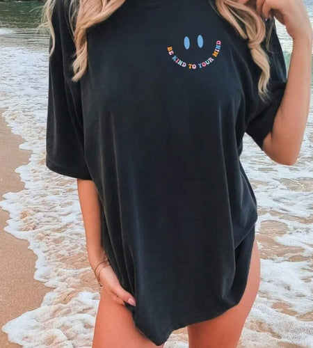 Letter Graphic Round Neck Short Sleeve T-Shirt