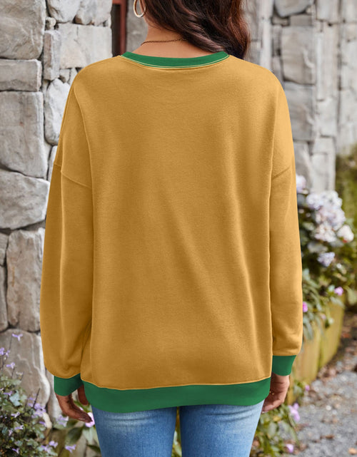 Load image into Gallery viewer, Lovelet Contrast Round Neck Long Sleeve Sweatshirt

