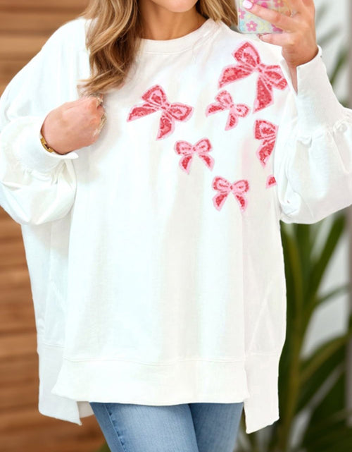 Load image into Gallery viewer, Bow Round Neck Long Sleeve Sweatshirt
