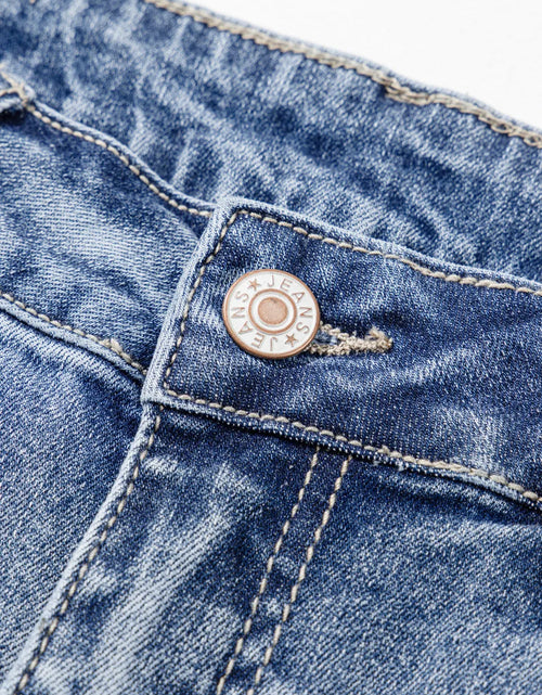 Load image into Gallery viewer, Distressed Raw Hem Bootcut Jeans
