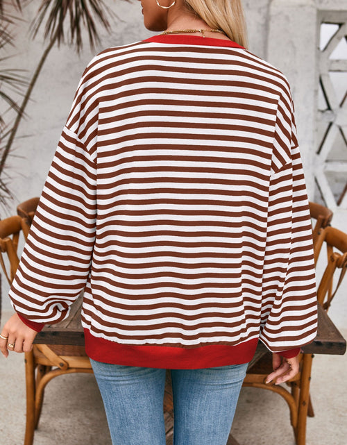 Load image into Gallery viewer, Lovelet Contrast Striped Long Sleeve Sweatshirt

