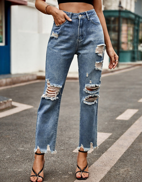 Load image into Gallery viewer, Distressed Raw Hem Jeans with Pockets
