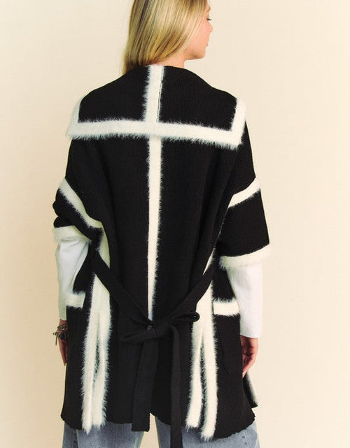 Load image into Gallery viewer, Davi &amp; Dani Fuzzy Trim Open Front Loose Fit Cardigan
