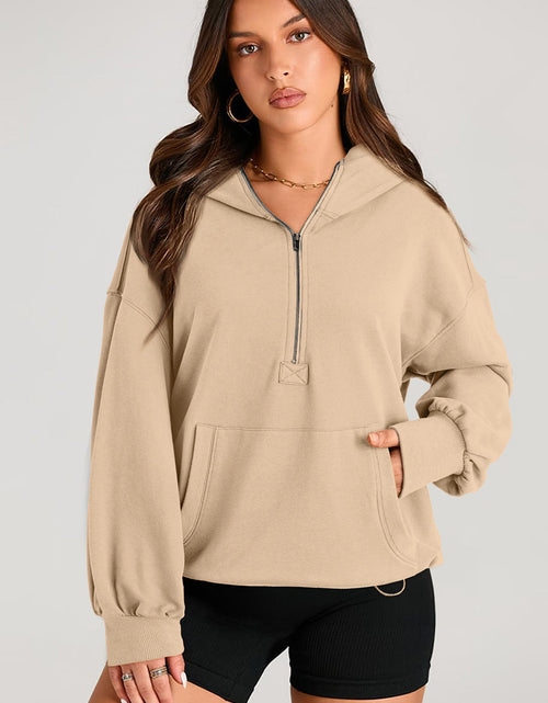 Load image into Gallery viewer, Pocketed Half Zip Long Sleeve Hoodie
