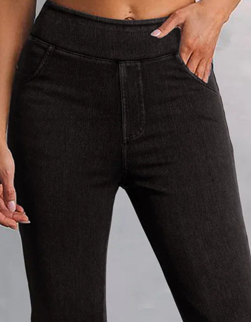 Load image into Gallery viewer, Skinny Jeans with Pockets
