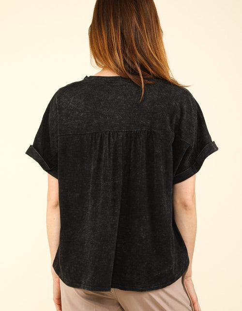 Load image into Gallery viewer, VERY J Nochted Short Sleeve Washed T-Shirt
