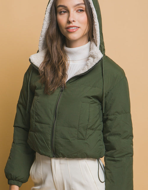 Load image into Gallery viewer, Love Tree Zip Up Cropped Hooded Sherpa Reversible Jacket
