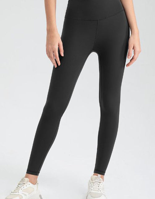 Load image into Gallery viewer, Wide Waistband Slim Fit Active Leggings
