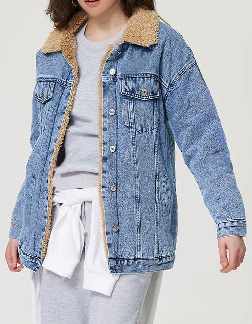 Load image into Gallery viewer, Button Up Collared Neck Plush Denim Jacket
