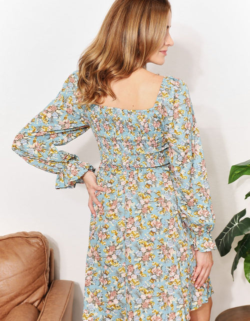 Load image into Gallery viewer, Honey Floral Smocked Flounce Sleeve Square Neck Dress
