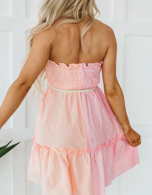 Load image into Gallery viewer, Contrast Smocked Tube Mini Dress
