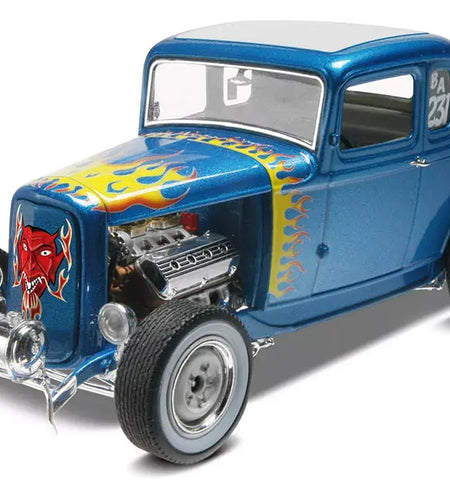 Level 5 Model Kit 1932 Ford 5-Window Coupe 2-in-1 Kit 1/25 Scale Model by Revell