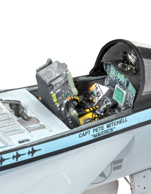 Load image into Gallery viewer, Level 5 Model Kit Maverick's F/A-18E Super Hornet Jet "Top Gun: Maverick" (2022) Movie 1/48 Scale Model by Revell
