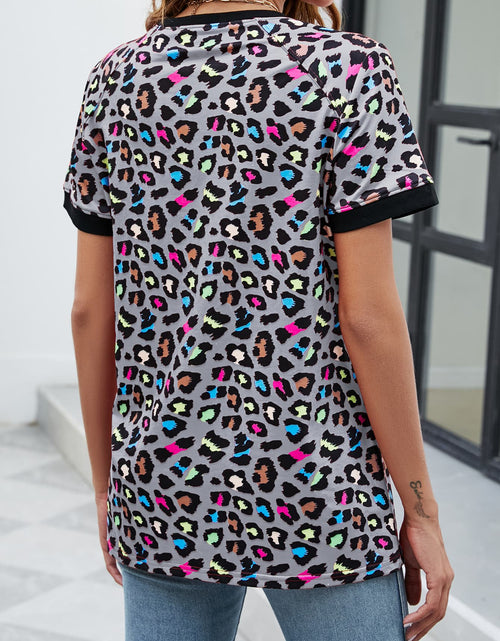 Load image into Gallery viewer, Leopard Round Neck Short Sleeve Tee Shirt
