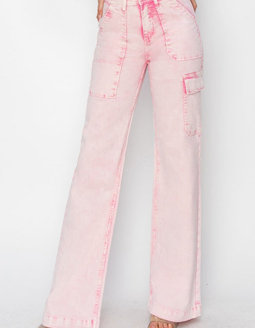 Load image into Gallery viewer, RISEN Full Size High Rise Cargo Pocket Jeans
