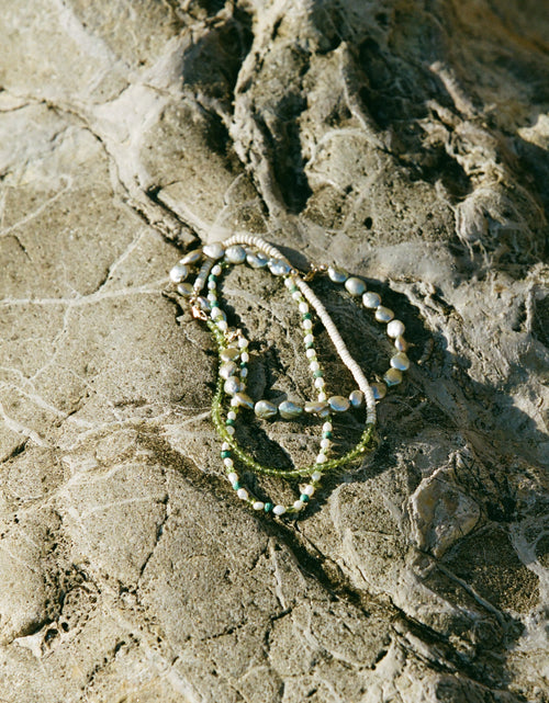 Load image into Gallery viewer, Meadows Necklace by Urth and Sea
