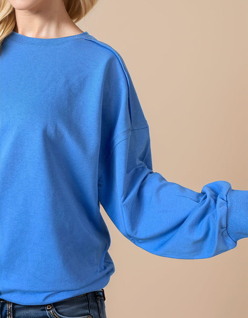 Load image into Gallery viewer, Exposed Seam Round Neck Long Sleeve Sweatshirt
