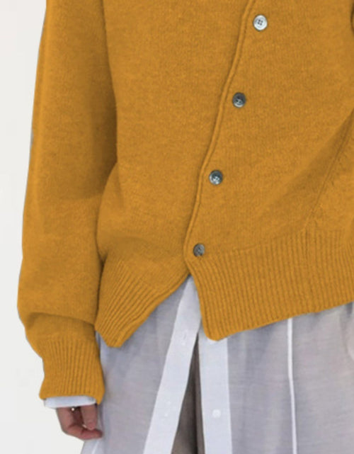 Load image into Gallery viewer, Dropped Shoulder Buttoned Cardigan
