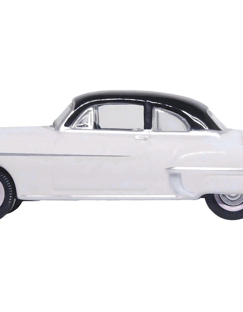 Load image into Gallery viewer, 1950 Oldsmobile Rocket 88 Coupe Marol Gray with Black Top 1/87 (HO) Scale Diecast Model Car by Oxford Diecast
