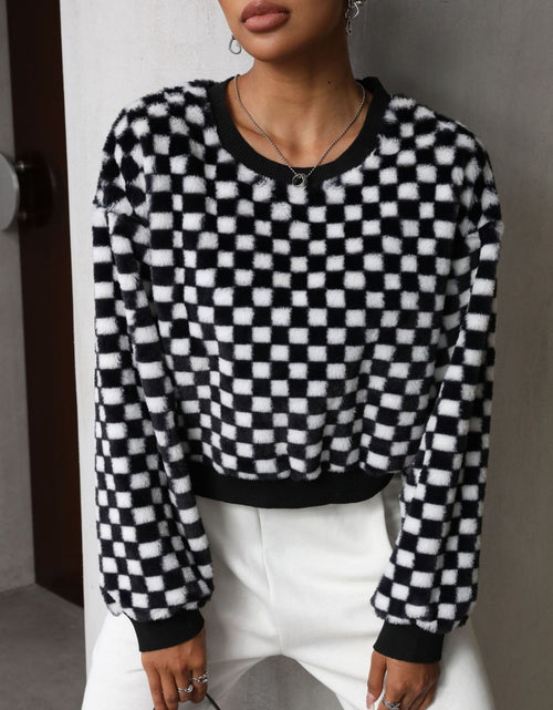 Load image into Gallery viewer, Plaid Round Neck Long Sleeve Sweatshirt
