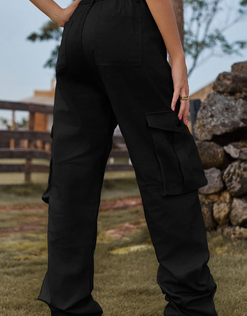 Load image into Gallery viewer, Loose Fit Long Jeans with Pockets
