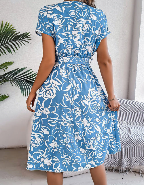 Load image into Gallery viewer, Printed V-Neck Short Sleeve Dress

